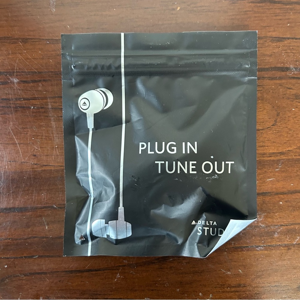 Free item: One Delta headset